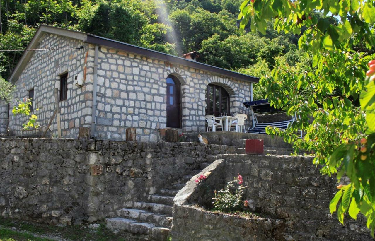 Chalet Rent House Orahovo